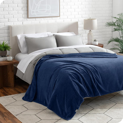 Bare Home Textured Fleece Blanket - Twin/Twin Extra Long - Ultra-Soft Lightweight for Bed, Sofa, and Couch - Luxury Microplush - Cozy Warm Blanket (Twin/Twin XL, Chevron Dark Blue)