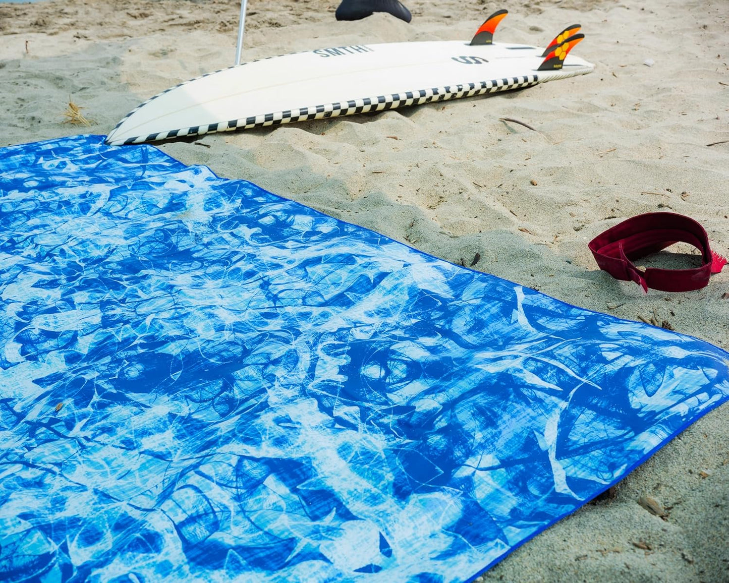 Quick Dry Towel Extra Extra Large 72x72 Inch - Microfiber Beach Towel - Perfect for Beach, Travel, Swimming, Pool, Yoga, Hiking, Camping - Lightweight, Fast Drying, Compact for Adults (Blue Wonder)