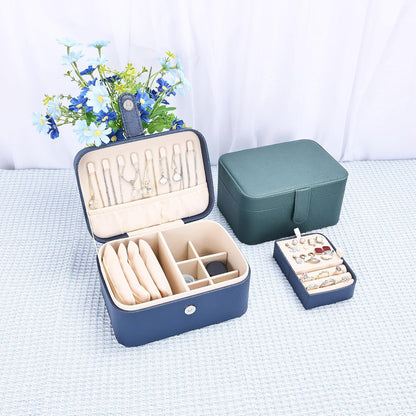 2 Layer Portable Jewelry Box, Large Jewelry Travel Case with 4 Velvet Jewelry Pouches, Medium Size Jewelry Organizer Box for Earrings, Necklaces, Bracelets (dark blue)