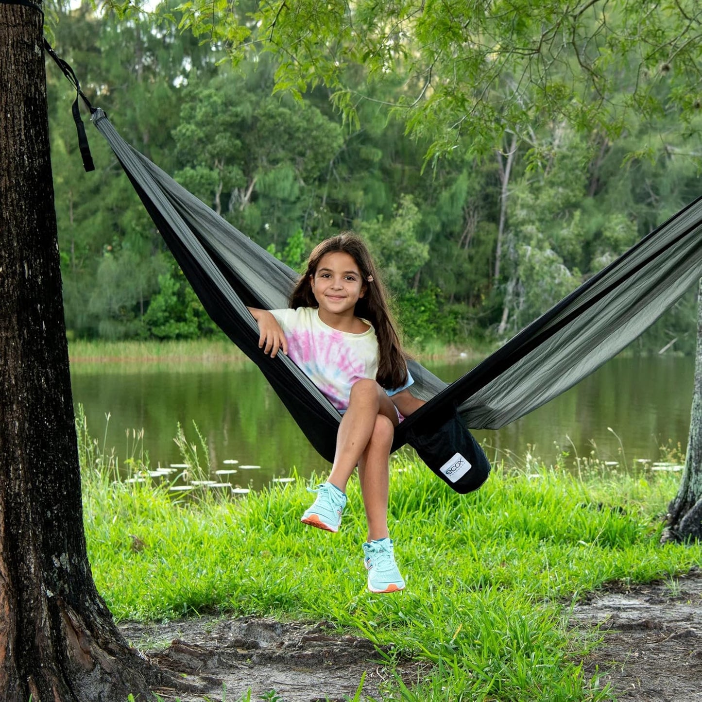 Outdoors Parachute Hammock Single with 2 Tree Straps, Portable Lightweight Nylon Comfortable for Backpacking, Camping, Travel, Beach, Backyard, Patio, Hiking