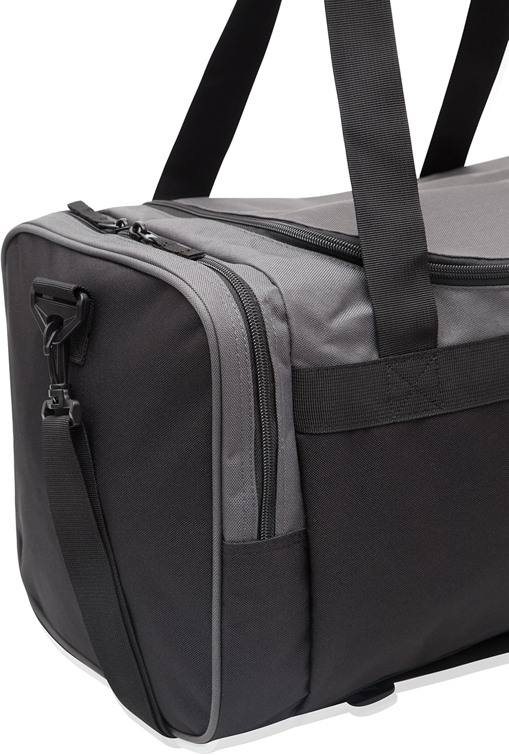 Jetstream Heavy Duty Multi Pocket Durable Sports Gym Equipment Travel Duffel Bag