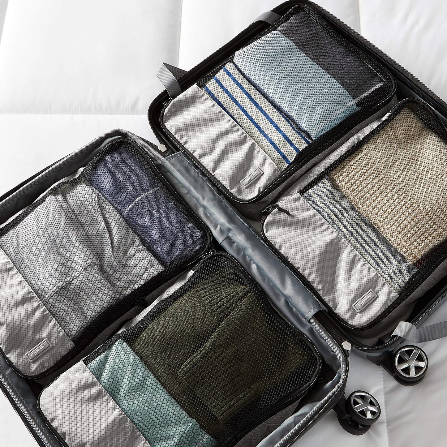 Amazon Basics 4 Piece Packing Cubes with Double Zipper and Mesh Top, Travel Organizer Set, Medium, Gray