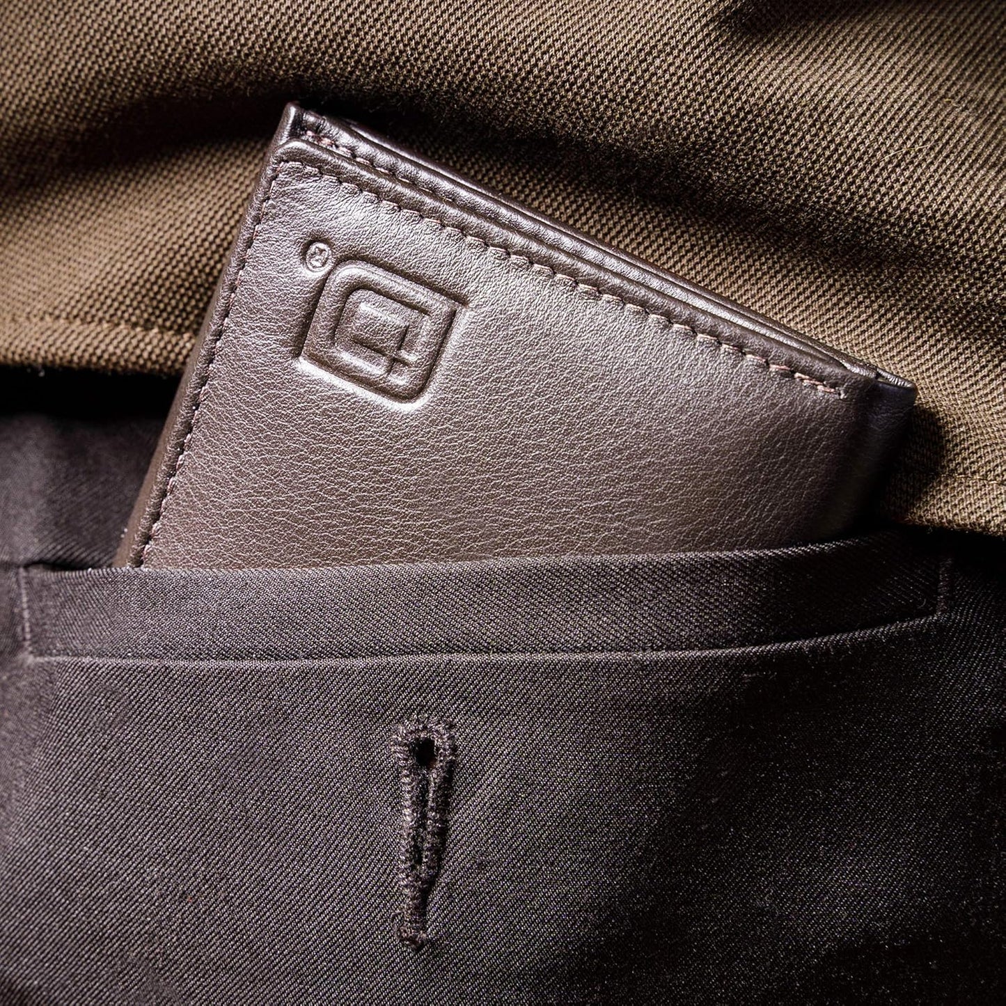 ID Stronghold Men's Leather Trifold Wallet - RFID Blocking - Brown Wallet with Gift Box